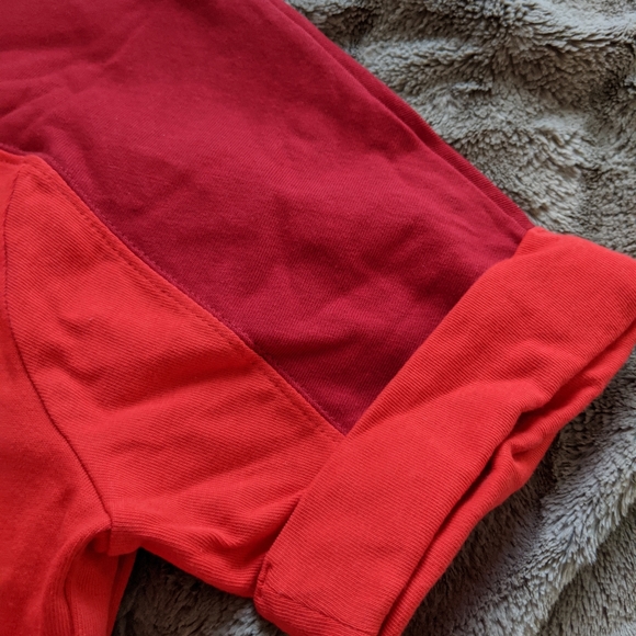 Nike Red T-shirt | Small Women's | BNWT - Picture 3 of 3